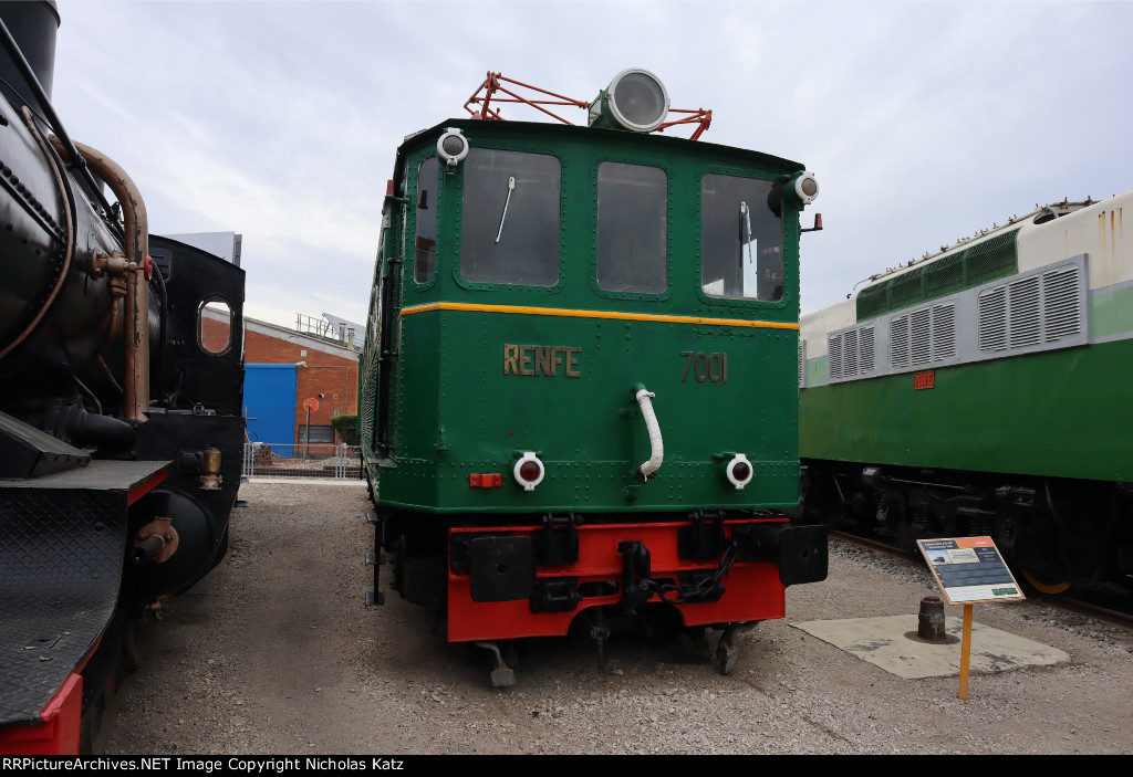 RENFE 7001